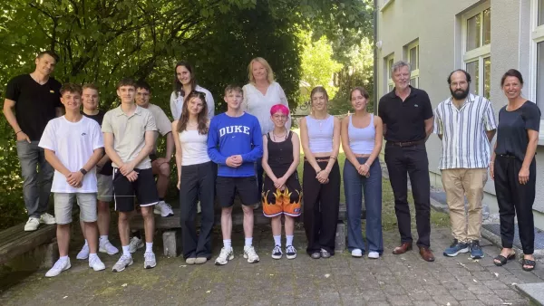 Informatikkurse der Humpis-Schule Ravensburg besuchten das LAB4DTE an der RWU